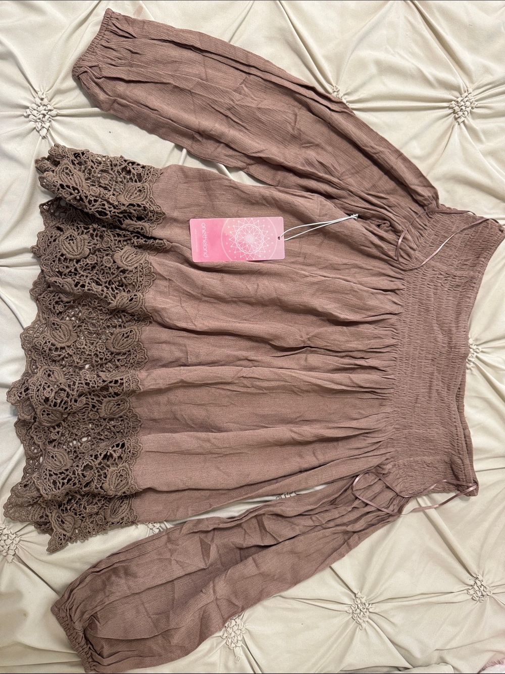 Smocked Lace-Hem Off-Shoulder Women's Top - Dusty Mauve